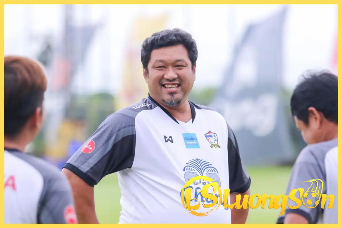huấn luyện viên U23 Thái Lan